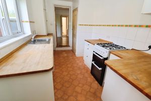 Ladysmith Avenue - click for photo gallery